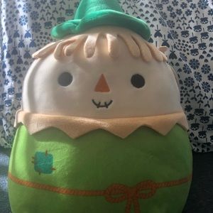 Samuel Scarecrow Squishmallow